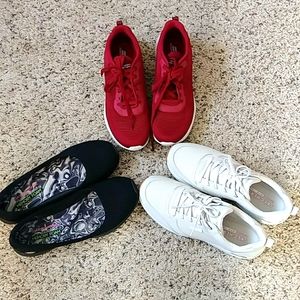 Skechers Lot